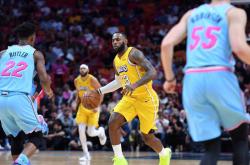 开云APP-包含热火队主场获胜！观众掌声不断的词条