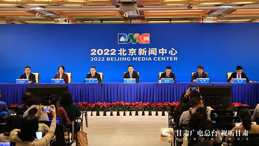 包含北京力争客场逆袭，追赶领先的词条