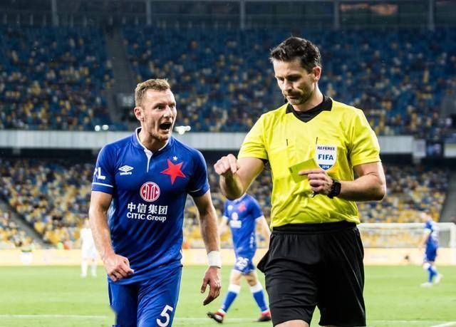 南特击败摩纳哥,稳住法甲前八位置 南特击败摩纳哥,稳住法甲前八位置