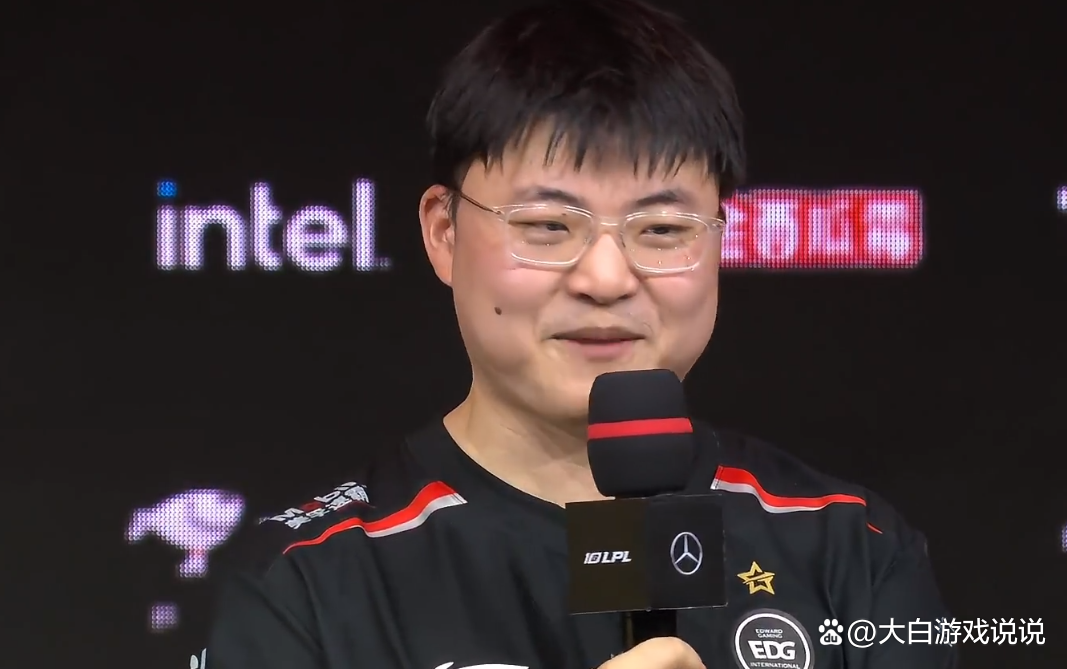 TES横扫KT，Uzi单局斩获MVP四强赛3:1（釜山）