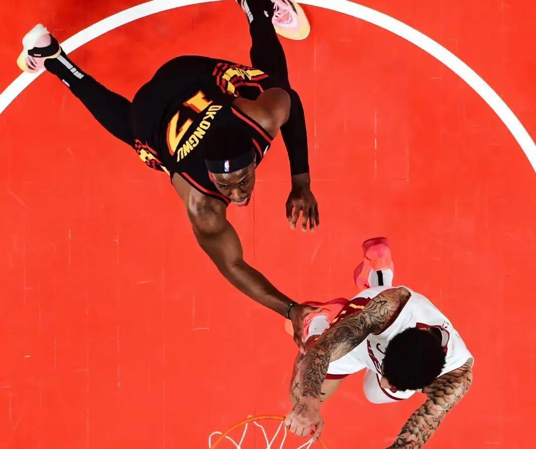 包含热火队主场获胜!观众掌声不断的词条 包含热火队主场获胜!观众掌声不断的词条