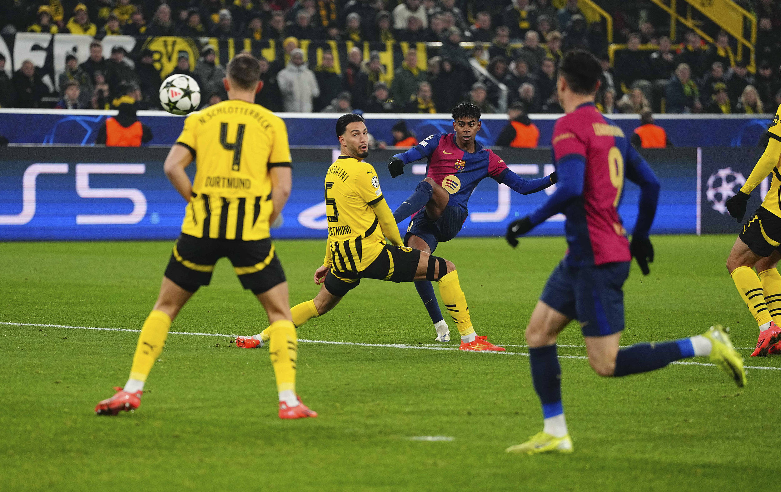 焦点大战:欧洲杯上演巅峰碰撞的简单介绍 焦点大战:欧洲杯上演巅峰碰撞的简单介绍