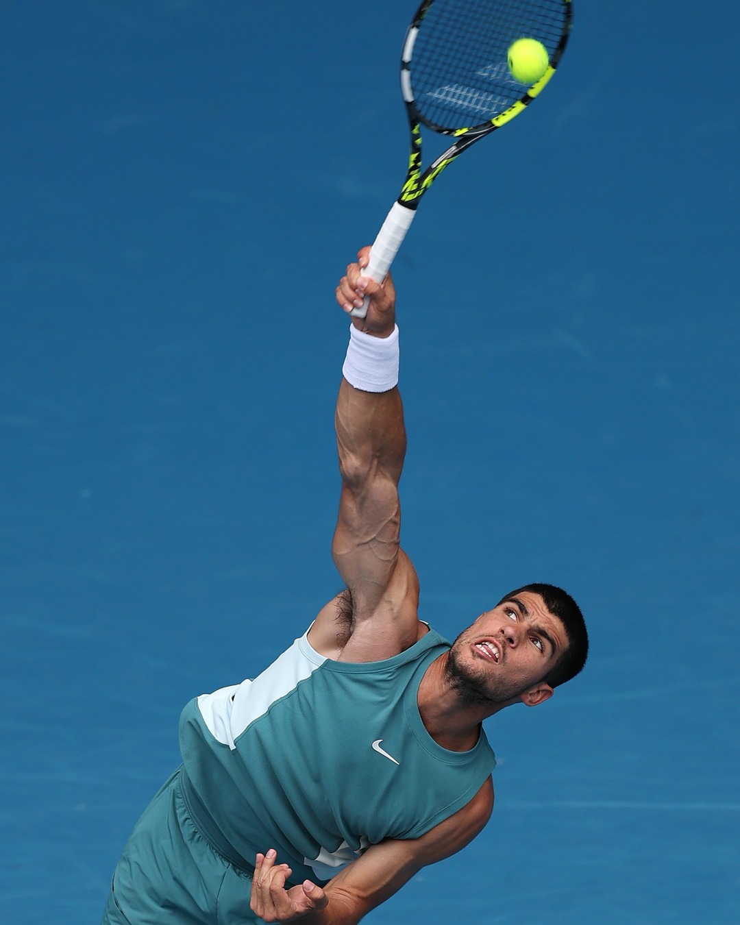 ATP总决赛碾压澳网，阿尔卡拉斯惊艳四座的简单介绍