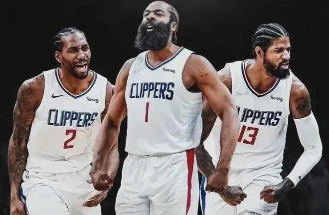 快船碾压青岛队，西亚卡姆点燃赛场