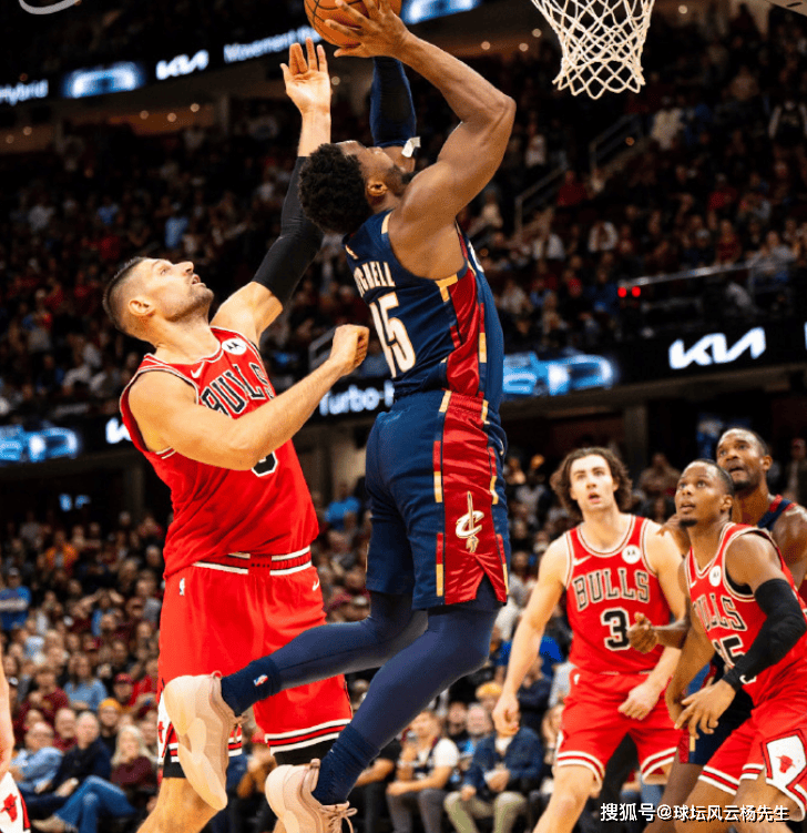 公牛逆转四川队，米切尔带队取胜